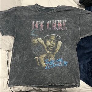 Vintage Graphic Tee - Black